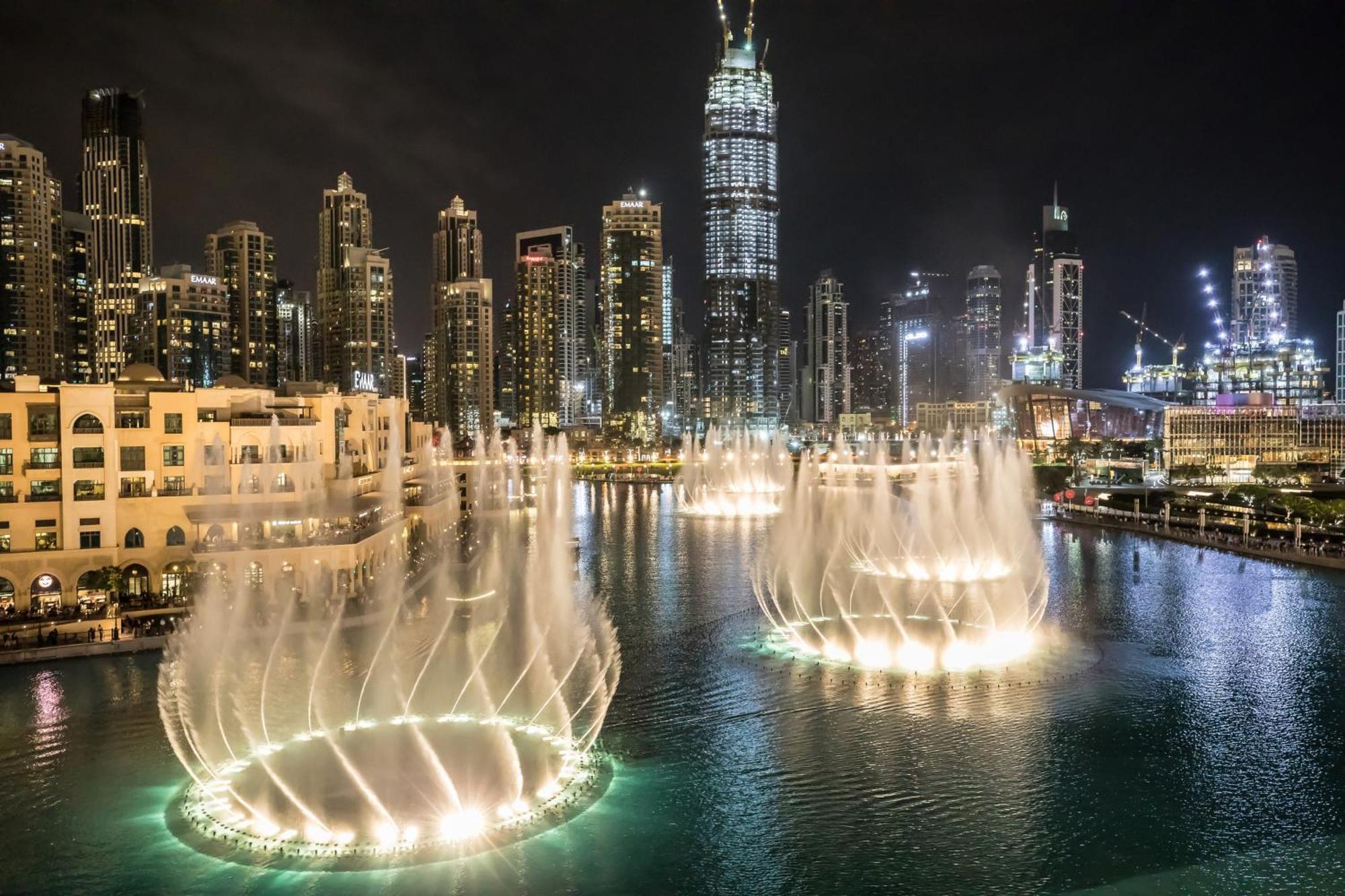 Tower - Downtown Dream, Ocean View, Opposite Mall Dubai